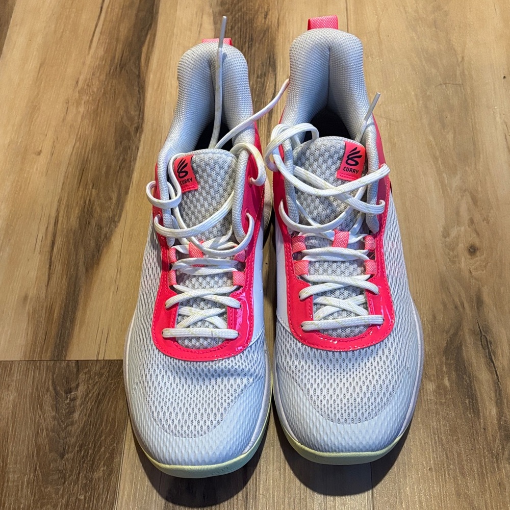 Under Armour Curry basketball shoes - No Box